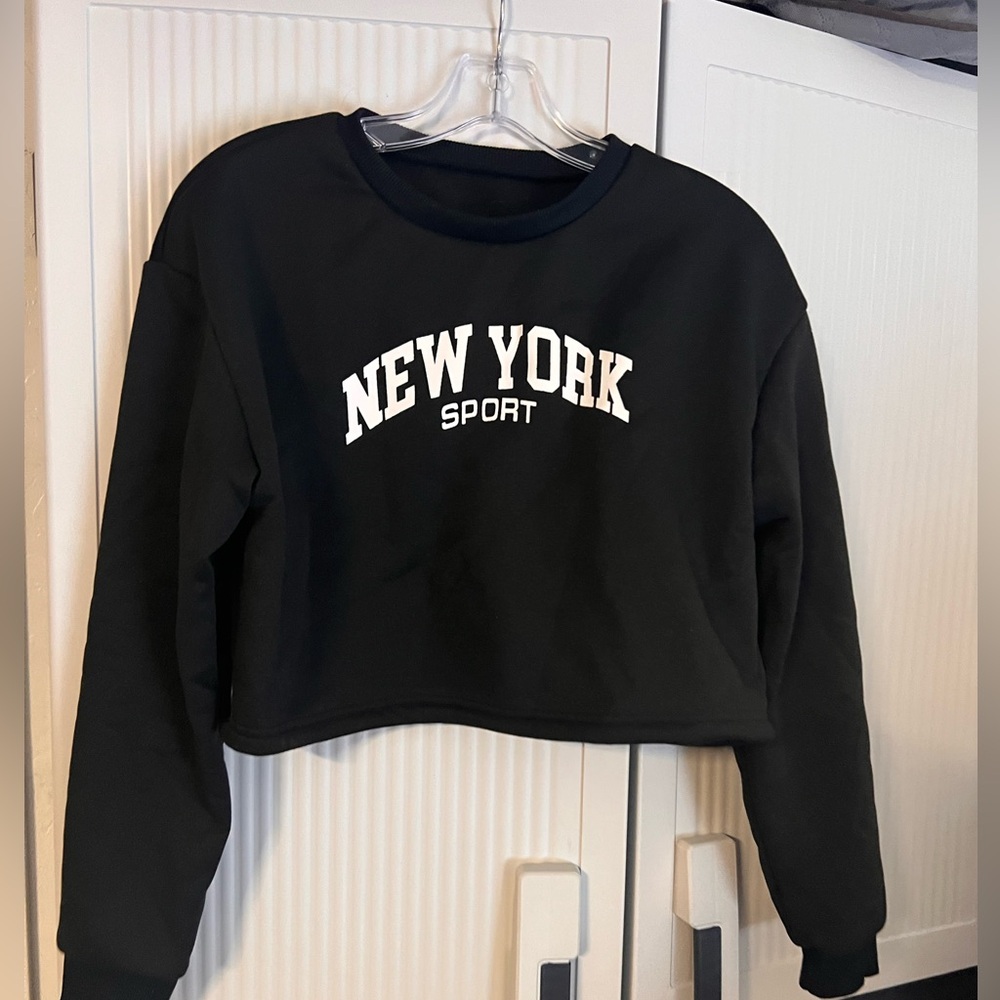 ☀️ New York crop top sport sweater